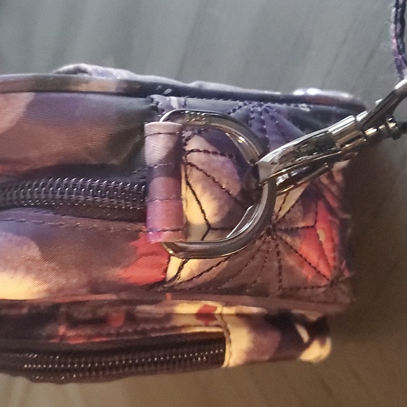 Lug crossbody bag - Picture 14 of 14